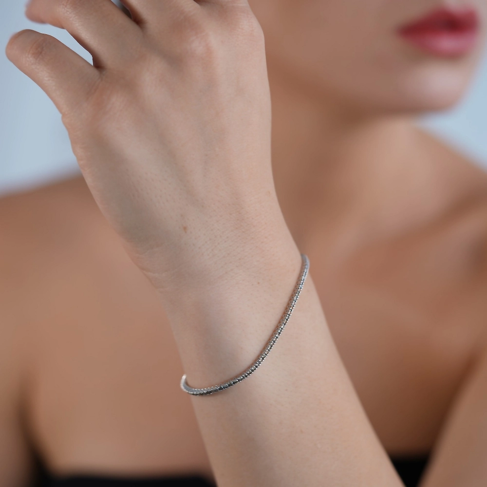 Bratara Tennis din Aur Alb de 18K cu Diamante Naturale Champagne de 2.37ct  Sandra Ferretti