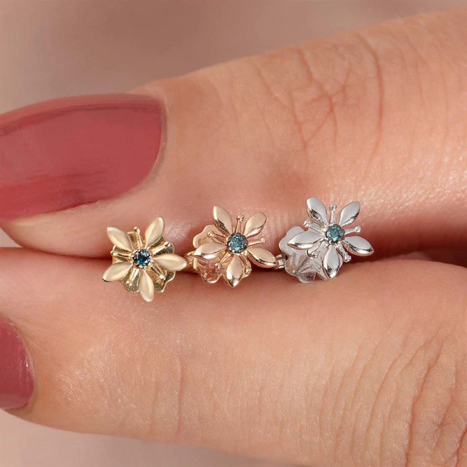 Cercei Brescia Aur Roz 14K Sandra Ferretti Cercei Brescia Aur Roz 14K Sandra Ferretti