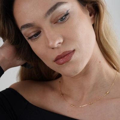 Colier din Aur Galben de 18K cu Bile Diamantate si Bile Ovale