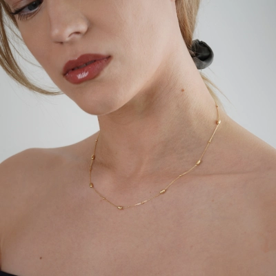 Colier din Aur Galben de 18K cu Bile si Bile Diamantate Ovale