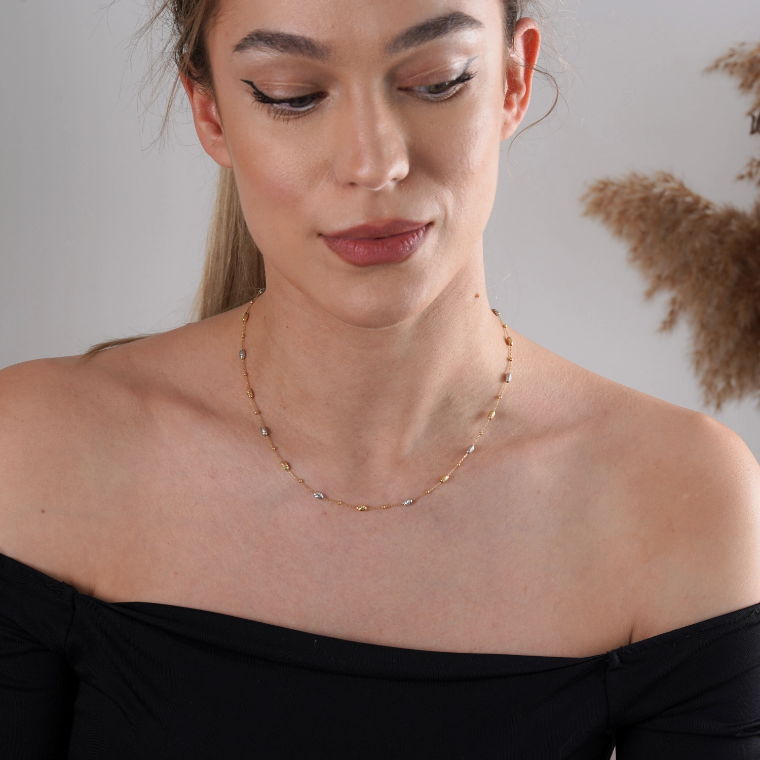 catalog/COLIERE/Quadrifolio/coliere/coliere_Ioana/colier-din-aur-galben-de-18k-cu-lant-diamantat-bile-si-forme-geometrice-ovale-diamantate-multicolore-albe-galbene/colier-din-aur-made-in-italy.jpg catalog/COLIERE/Quadrifolio/coliere/coliere_Ioana/colier-din-aur-galben-de-18k-cu-lant-diamantat-bile-si-forme-geometrice-ovale-diamantate-multicolore-albe-galbene/colier-din-aur-made-in-italy.jpg