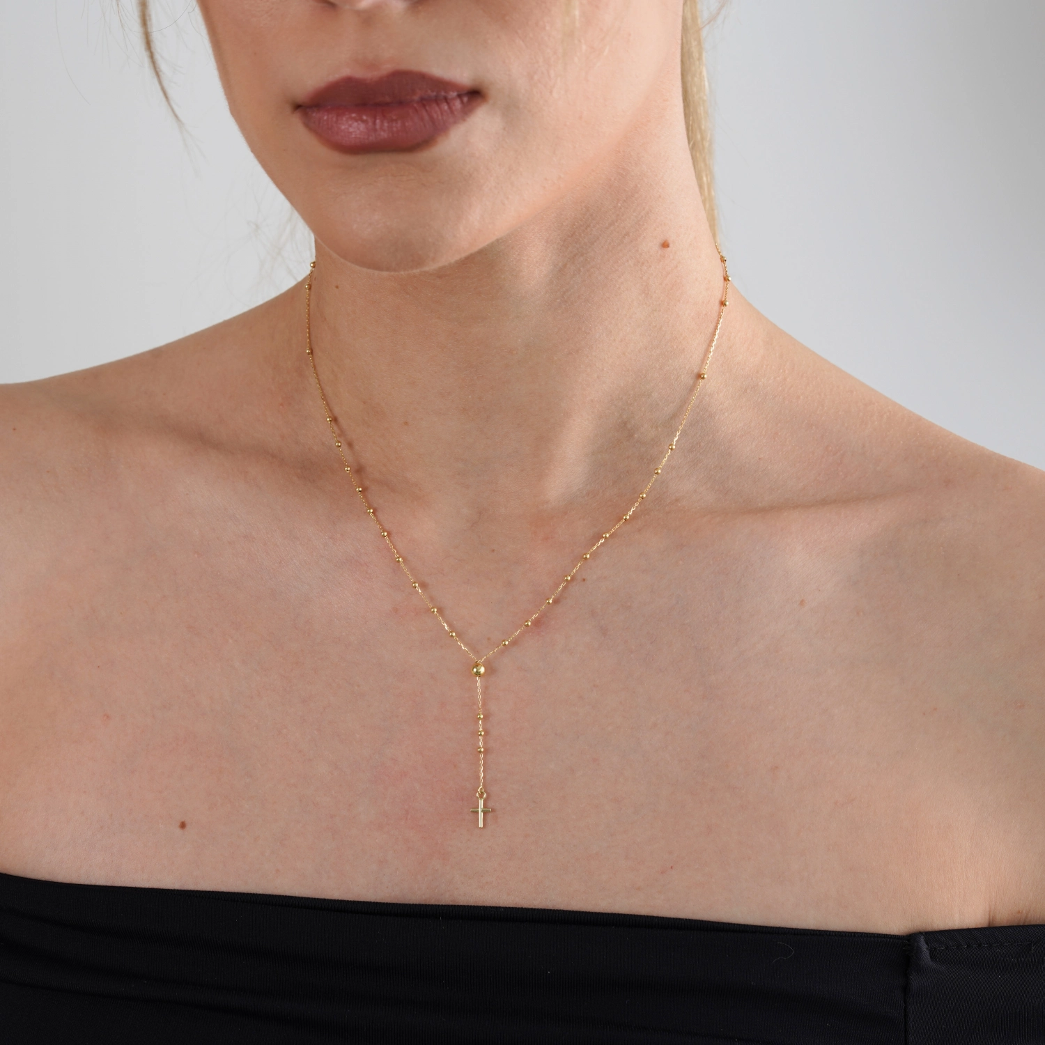 catalog/COLIERE/Quadrifolio/coliere/coliere_Ioana/rozariu-din-aur-galben-de-18k-cu cruce/rozariu-aur-galben.jpg catalog/COLIERE/Quadrifolio/coliere/coliere_Ioana/rozariu-din-aur-galben-de-18k-cu cruce/rozariu-aur-galben.jpg