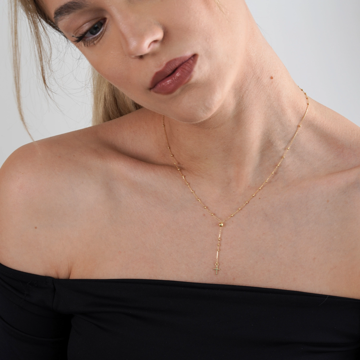 catalog/COLIERE/Quadrifolio/coliere/coliere_Ioana/rozariu-din-aur-galben-de-18k-cu cruce/rozariu-aur-italian.jpg catalog/COLIERE/Quadrifolio/coliere/coliere_Ioana/rozariu-din-aur-galben-de-18k-cu cruce/rozariu-aur-italian.jpg