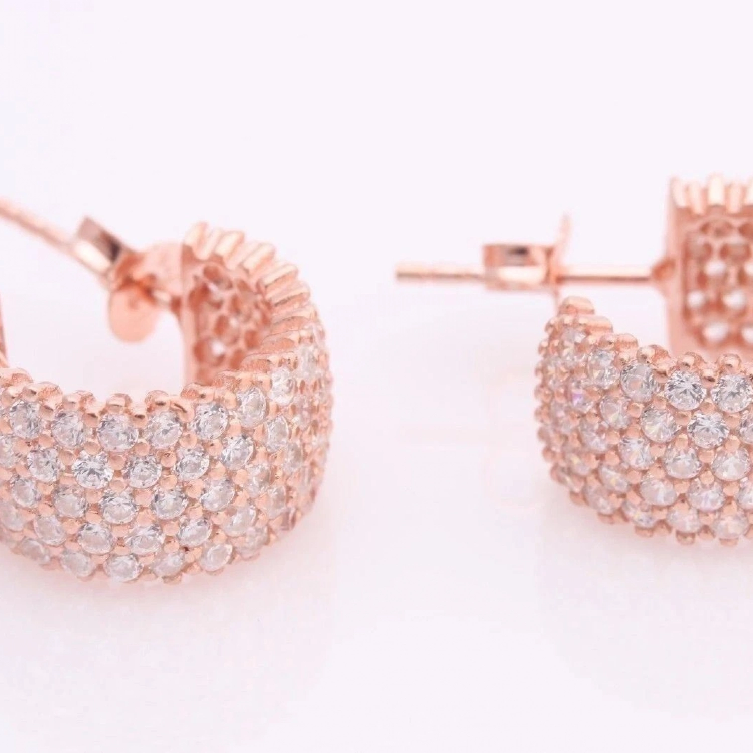 catalog/Cercei_Argint/cercei-argint-roz-zirconia.jpg catalog/Cercei_Argint/cercei-argint-roz-zirconia.jpg