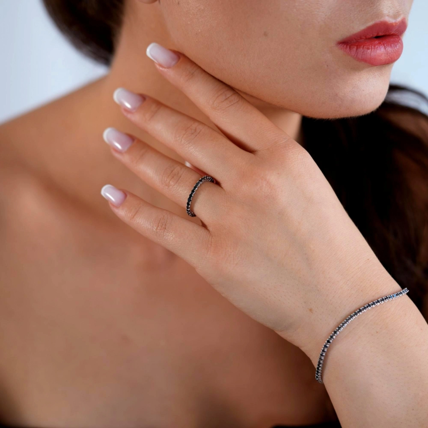 Inel Eternity Aur Alb 18K cu Diamante Naturale Negre de 1.07 Carate  Sandra Ferretti