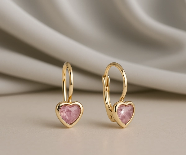 Infectii si alergii la urechi de la cerceii bebelusilor - cum previi infectiile si cum alegi bijuterii sigure si hipoalergenice Infectii si alergii la urechi de la cerceii bebelusilor - cum previi infectiile si cum alegi bijuterii sigure si hipoalergenice